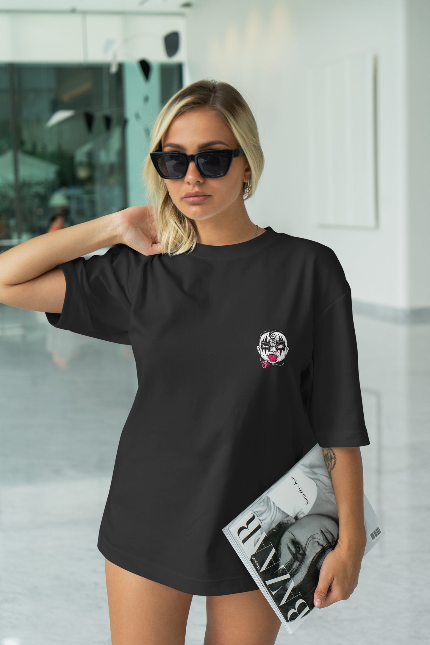 Face Graphic Printed Unisex Oversized T-shirt D062