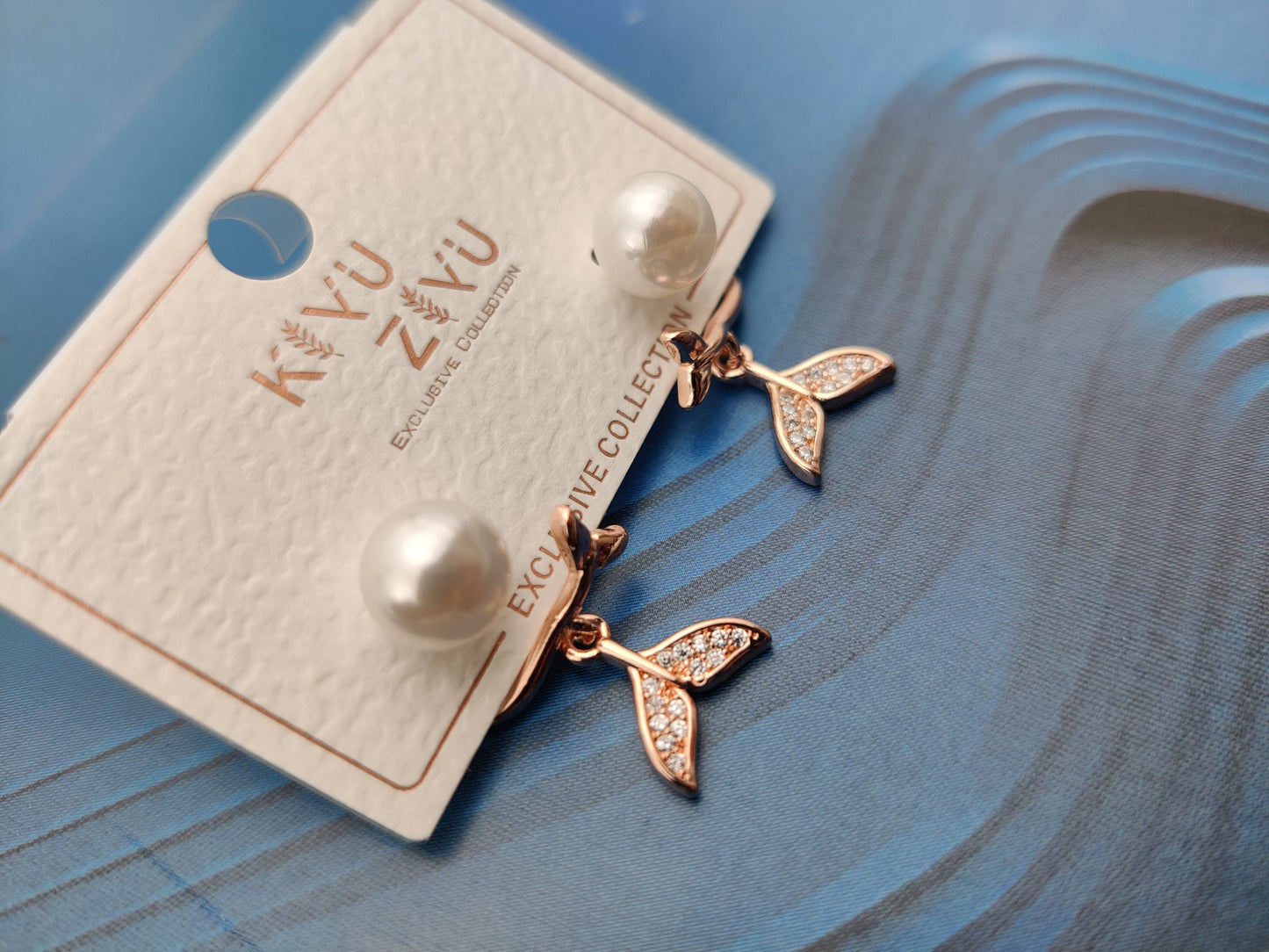 925 Fishtail Golden Pearl Earrings 15119