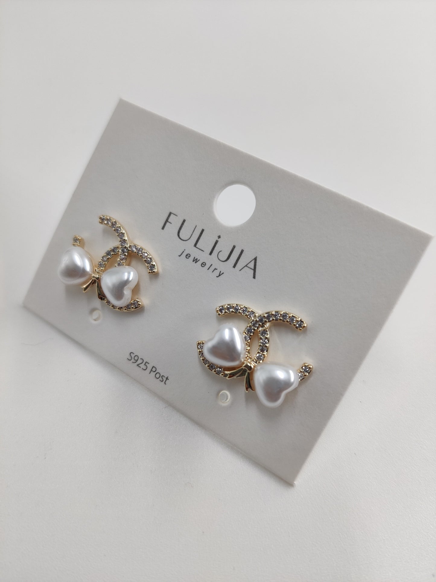 Trendy Korean Earring - stud, heart stud Golden, Silver 15122