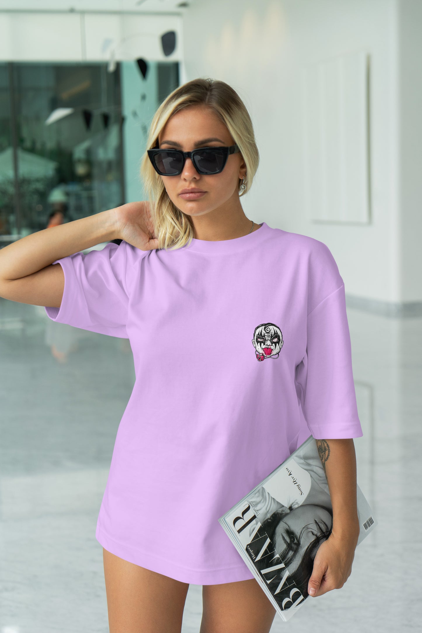 Face Graphic Printed  Unisex Oversized T-shirt D062