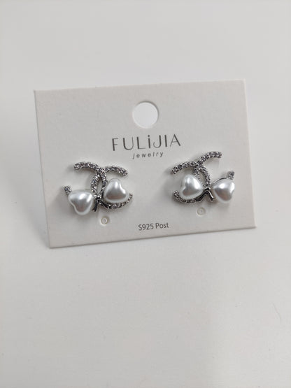 Trendy Korean Earring - stud, heart stud Golden, Silver 15122